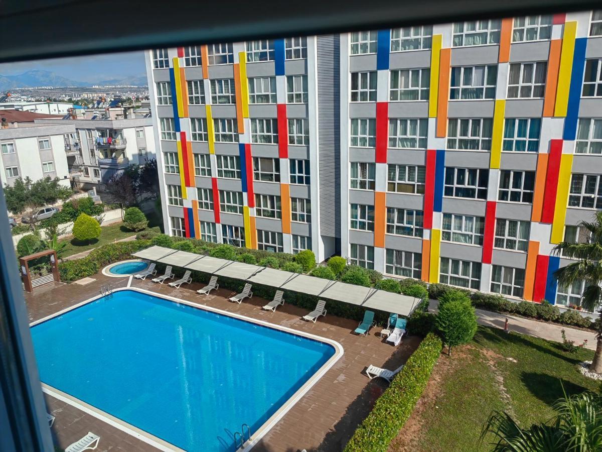 Selin'S Apartment With Pool View Antalya Exterior photo